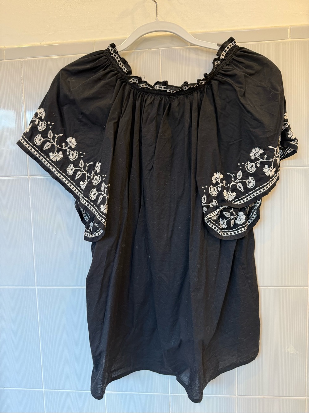 Old Navy Black Embroidered Boho Peasant Blouse